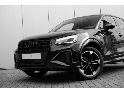 Audi Q2 S edition | Adaptive cruise control | Audi smartphone interface | Audi soundsystem ActivLease financial lease