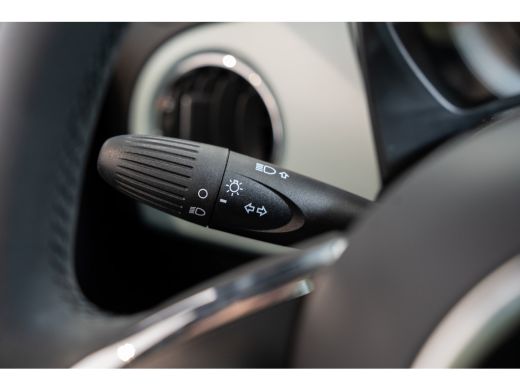 Fiat 500 1.0 Hybrid Dolcevita | Panoramadak | Apple Carplay & Android Auto | Cruise Controle | Airco | Blu... ActivLease financial lease