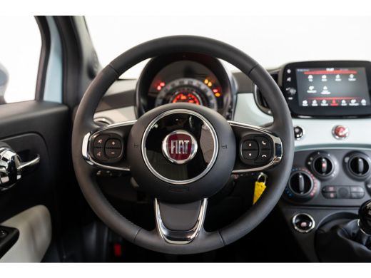 Fiat 500 1.0 Hybrid Dolcevita | Panoramadak | Apple Carplay & Android Auto | Cruise Controle | Airco | Blu... ActivLease financial lease