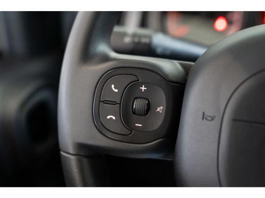 Fiat Panda 1.0 Hybrid City Life | Bluetooth | DAB Radio | Airco | Stuurwielbediening | ActivLease financial lease