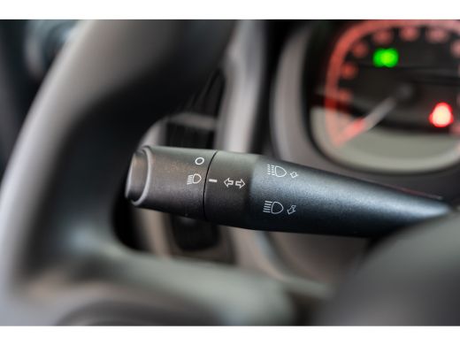 Fiat Panda 1.0 Hybrid City Life | Bluetooth | DAB Radio | Airco | Stuurwielbediening | ActivLease financial lease