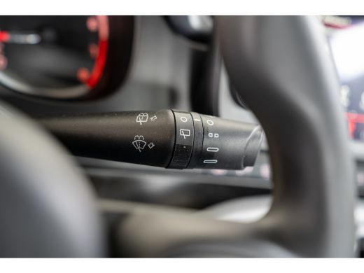 Fiat Panda 1.0 Hybrid City Life | Bluetooth | DAB Radio | Airco | Stuurwielbediening | ActivLease financial lease