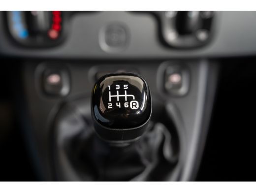 Fiat Panda 1.0 Hybrid City Life | Bluetooth | DAB Radio | Airco | Stuurwielbediening | ActivLease financial lease