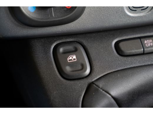 Fiat Panda 1.0 Hybrid City Life | Bluetooth | DAB Radio | Airco | Stuurwielbediening | ActivLease financial lease