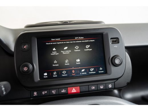 Fiat Panda 1.0 Hybrid City Life | Bluetooth | DAB Radio | Airco | Stuurwielbediening | ActivLease financial lease