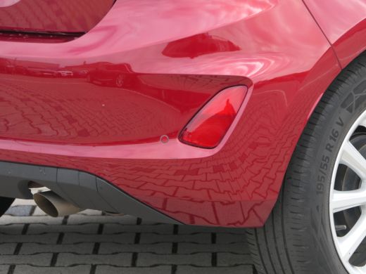 Ford Fiesta 1.0 EcoBoost Titanium | Winterpack | Navigatie | 16 Inch Lichtmetalen Velgen | Parkeersensoren | ... ActivLease financial lease