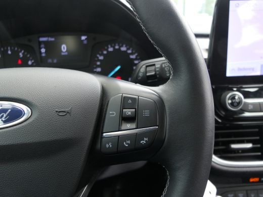 Ford Fiesta 1.0 EcoBoost Titanium | Winterpack | Navigatie | 16 Inch Lichtmetalen Velgen | Parkeersensoren | ... ActivLease financial lease