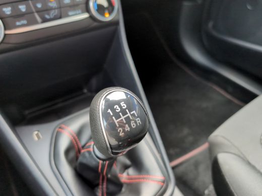 Ford Fiesta 1.0 Hybrid ST-Line | Climate Control | Cruise Control | Apple Carplay ActivLease financial lease
