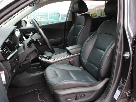 Kia e-Niro ExecutiveLine 64 kWh | Audio installatie premium | Elektrisch verstelb. bestuurdersstoel met gehe... ActivLease financial lease