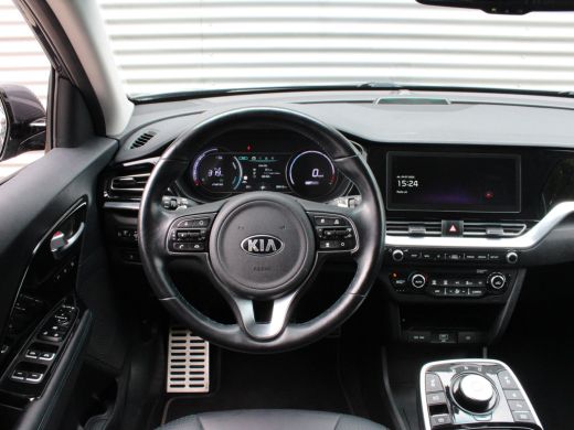 Kia e-Niro ExecutiveLine 64 kWh | Audio installatie premium | Elektrisch verstelb. bestuurdersstoel met gehe... ActivLease financial lease