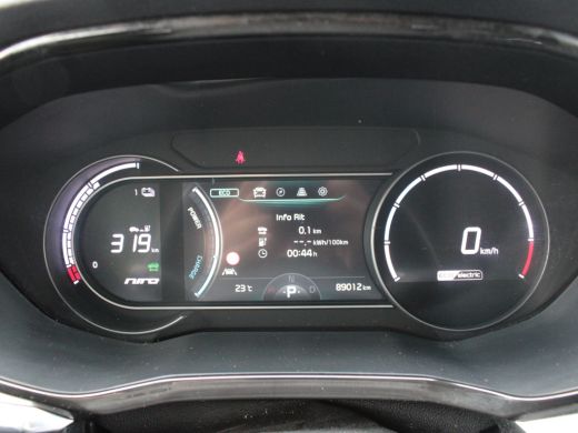 Kia e-Niro ExecutiveLine 64 kWh | Audio installatie premium | Elektrisch verstelb. bestuurdersstoel met gehe... ActivLease financial lease
