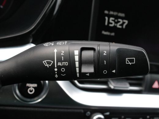 Kia e-Niro ExecutiveLine 64 kWh | Audio installatie premium | Elektrisch verstelb. bestuurdersstoel met gehe... ActivLease financial lease