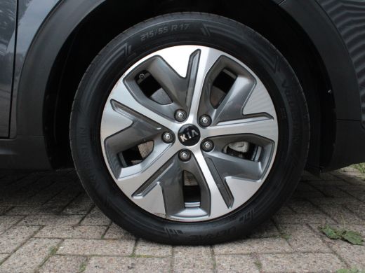 Kia e-Niro ExecutiveLine 64 kWh | Audio installatie premium | Elektrisch verstelb. bestuurdersstoel met gehe... ActivLease financial lease