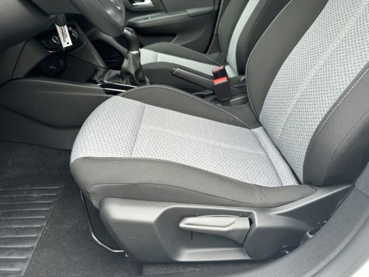 Opel Corsa 1.2 Edition |NIEUW VOORRAAD |8 JAAR SPECIALE OPEL GARANTIE!!! | CAMERA| PARKEERSENSOREN V+A| CRUI... ActivLease financial lease