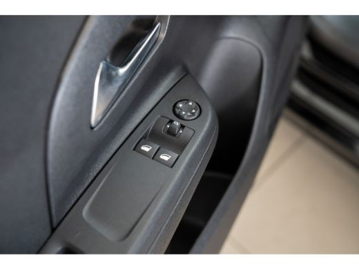 Opel Corsa 1.2 Turbo 100PK Automaat Edition | Parkeersensoren | Apple Carplay & Android Auto | Airco | Cruis... ActivLease financial lease