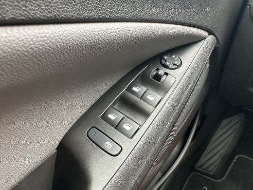 Opel Crossland X 1.2 130PK Turbo Automaat Innovation+ |AGR-COMFORTSTOELEN| STOEL-, STUUR- EN VOORRUITVERWARMING| N... ActivLease financial lease