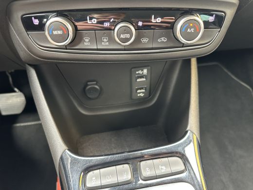 Opel Crossland X 1.2 130PK Turbo Automaat Innovation+ |AGR-COMFORTSTOELEN| STOEL-, STUUR- EN VOORRUITVERWARMING| N... ActivLease financial lease