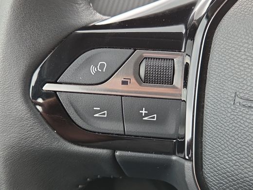 Peugeot 208 1.2 PureTech Active Pack 100pk | Airco | Apple Carplay/Android Auto|telefoonintegratie premium | ... ActivLease financial lease