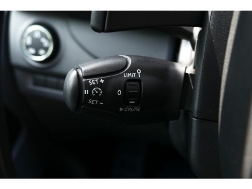Peugeot Expert 2.0 BLUEHDI 120PK L2H1 PREMIUM AUTOMAAT / NAVI / AIRCO / PDC / CAMERA / TREKHAAK / BLUETOOTH / GR... ActivLease financial lease