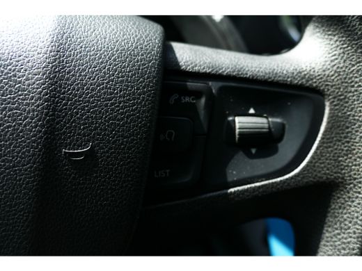 Peugeot Expert 2.0 BLUEHDI 120PK L2H1 PREMIUM AUTOMAAT / NAVI / AIRCO / PDC / CAMERA / TREKHAAK / BLUETOOTH / GR... ActivLease financial lease