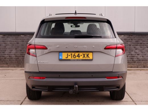 Skoda Karoq 1.5 TSI ACT Business Edition | Pano | LED | Carplay | Virtual | Camera | Navi ActivLease financial lease