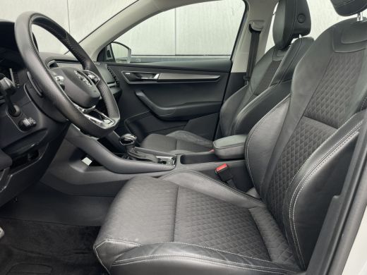Skoda Karoq 1.5 TSI ACT Business Edition | Pano | LED | Carplay | Virtual | Camera | Navi ActivLease financial lease