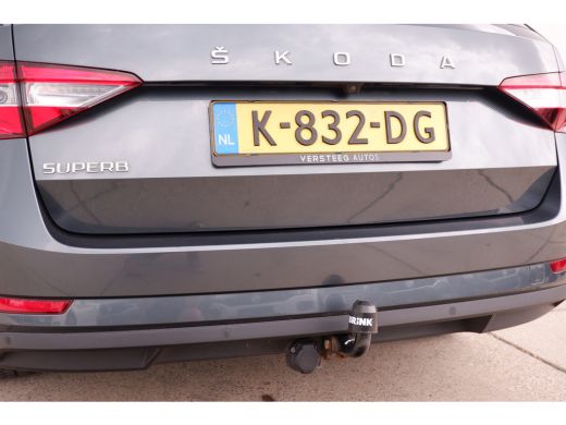 Skoda Superb Combi 1.5 TSI ACT Business Edition | Trekhaak | Camera | Alcantara | Memory | LED | Carplay | Cli... ActivLease financial lease