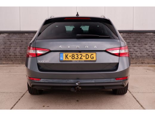 Skoda Superb Combi 1.5 TSI ACT Business Edition | Trekhaak | Camera | Alcantara | Memory | LED | Carplay | Cli... ActivLease financial lease