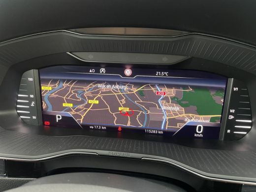 Skoda Superb Combi 1.5 TSI ACT Business Edition | Trekhaak | Camera | Alcantara | Memory | LED | Carplay | Cli... ActivLease financial lease