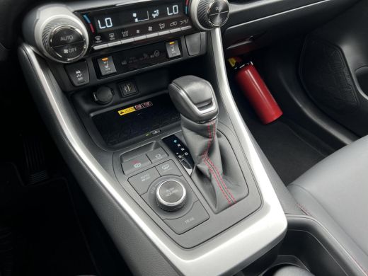 Toyota RAV4 2.5 Plug-in Hybrid AWD Bi-Tone Plus | Schuif- / kanteldak | ActivLease financial lease
