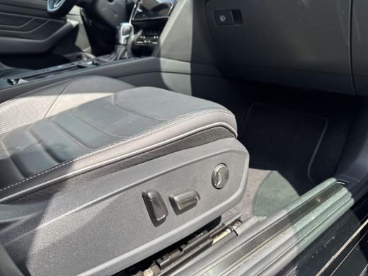 Volkswagen Arteon 1.4 TSI eHybrid R-Line Business+ | PHEV | 218 Pk | Leder | Area View | Trekhaak | ActivLease financial lease