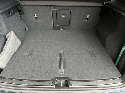 Volvo  EX40 Single Motor Extended Range Ultra Black Edition | Lighting pack | 360 camera | Memory | Pano | Cl... ActivLease financial lease