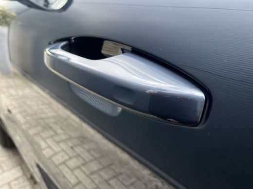 Volvo  EX40 Single Motor Extended Range Ultra Black Edition | Lighting pack | 360 camera | Memory | Pano | Cl... ActivLease financial lease
