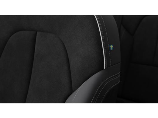 Volvo  EX40 Single Motor Extended Range Ultra Black Edition | Lighting pack | 360 camera | Memory | Pano | Cl... ActivLease financial lease