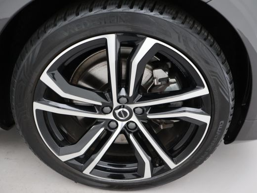 Volvo  S90 2.0 T8 390 PK HYBRID AWD R-DESIGN POLESTAR BOWERS & WILKINS | SCHUIFDAK | TREKHAAK | LUCHTVERING ... ActivLease financial lease