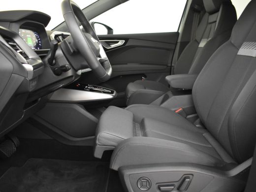 Audi Q4 e-tron 45 quattro Advanced edition 82 kWh 286pk | Dodehoek detectie l Elektr. Verst. Stoel l Elektr. Ach... ActivLease financial lease