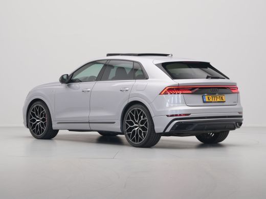 Audi Q8 55 TFSI e 381 pk quattro S-Line Panorama Matrix Led Camera Luchtvering Stoelverwarming Navigatie ... ActivLease financial lease