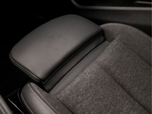 BMW X1 sDrive18i High Executive Automaat (GROOT NAVI, DEALER ONDERHOUDEN, CLIMATE, LEDER, GETINT GLAS, S... ActivLease financial lease
