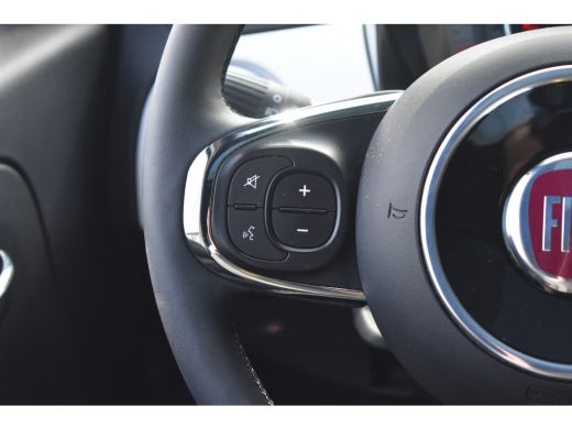 Fiat 500 1.0 Hybrid Dolcevita Finale Panoramadak | Navigatie By App | Cruise Control | Airco | 15"LMV !! ActivLease financial lease
