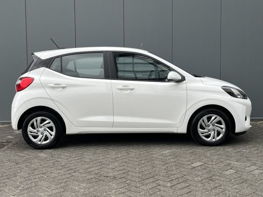 Hyundai i10 1.0 67pk Comfort Smart | LED | Airco | Carplay | Camera | Navigatie | Bluetooth | Cruisecontrol |... ActivLease financial lease