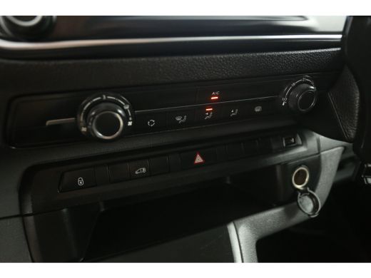 Toyota ProAce 2.0 D-4D L2H1 145PK Airco Cruise Carplay 3 Persoons Parkeersensoren Elektrpakket ActivLease financial lease