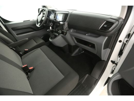Toyota ProAce 2.0 D-4D L2H1 145PK Airco Cruise Carplay 3 Persoons Parkeersensoren Elektrpakket ActivLease financial lease