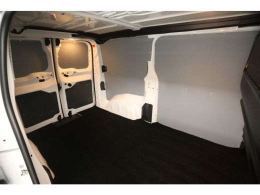 Toyota ProAce 2.0 D-4D L2H1 145PK Airco Cruise Carplay 3 Persoons Parkeersensoren Elektrpakket ActivLease financial lease