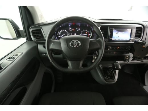 Toyota ProAce 2.0 D-4D L2H1 145PK Airco Cruise Carplay 3 Persoons Parkeersensoren Elektrpakket ActivLease financial lease