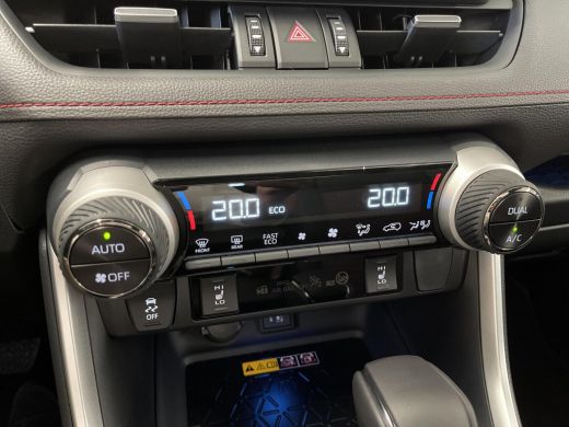 Toyota RAV4 2.5 Plug-in Hybrid AWD Limited Edition Bi-tone ActivLease financial lease