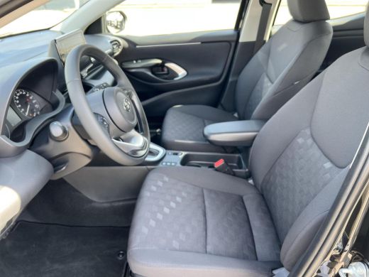 Toyota Yaris 1.5 Hybrid 115 Active ActivLease financial lease