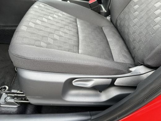 Toyota Yaris 1.5 Hybrid 115 Comfort ActivLease financial lease