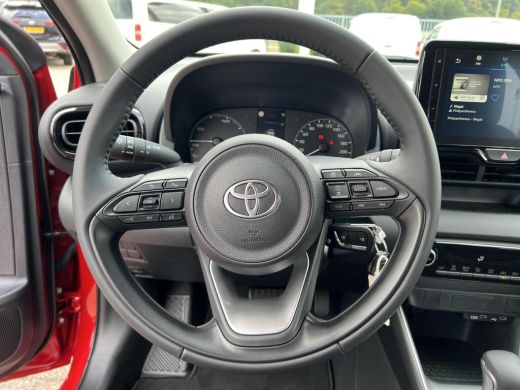 Toyota Yaris 1.5 Hybrid 115 Comfort ActivLease financial lease