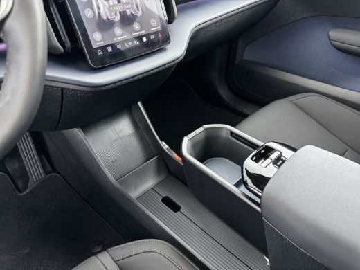 Volvo  EX30 Single Motor Extended Range Ultra 69 kWh | Stoel/stuurverwarming | Getint glas | Panoramadak | El... ActivLease financial lease