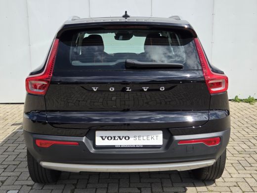 Volvo  XC40 1.5 T2 Momentum Business | 19'' | Intellisafe | Keyless | BLIS | VolvoSelekt! ActivLease financial lease